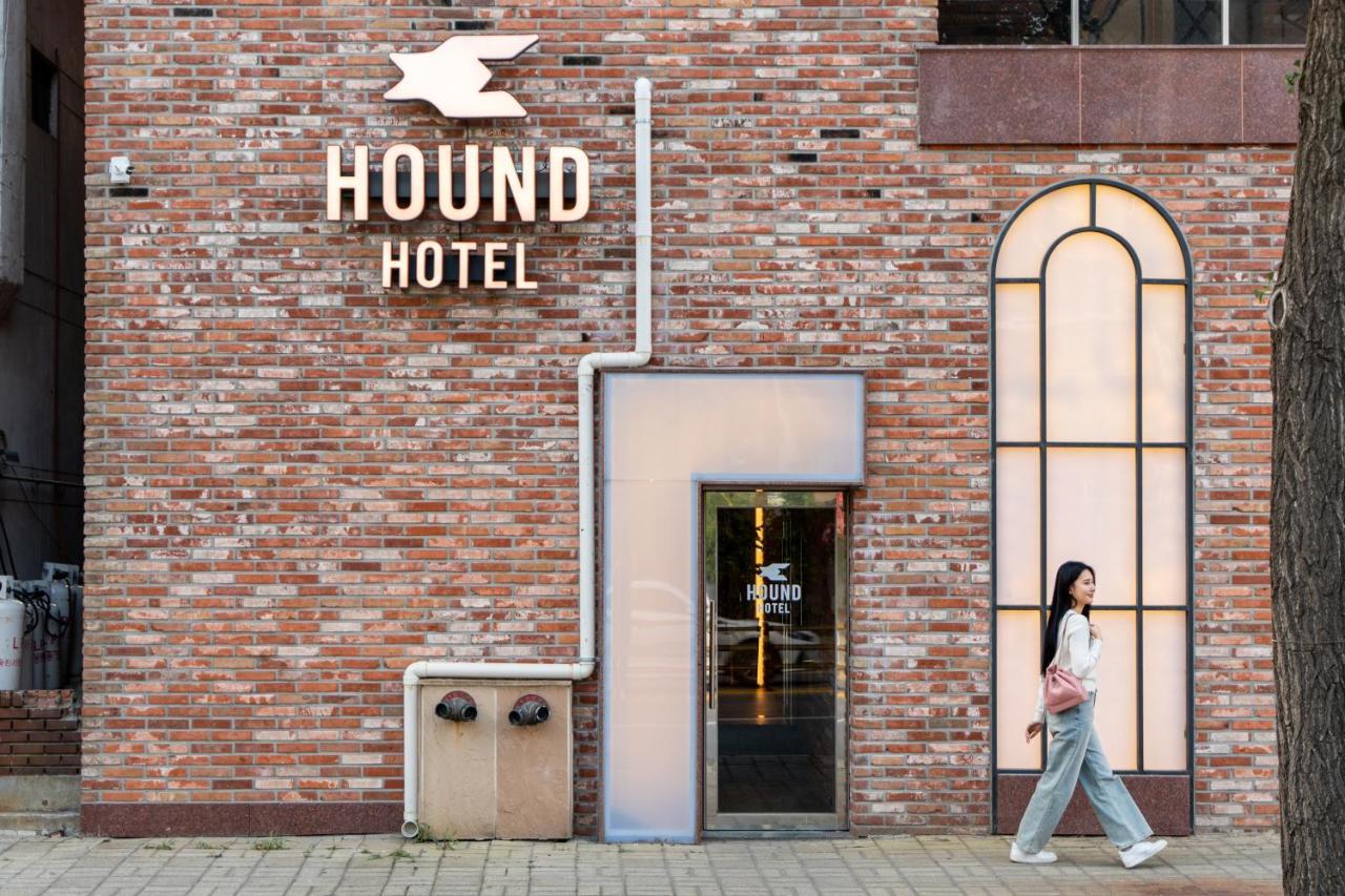 Jecheon Hound Hotel Chechon Exterior photo