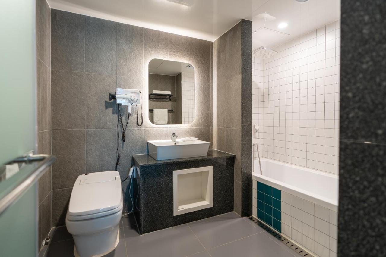 Jecheon Hound Hotel Chechon Exterior photo