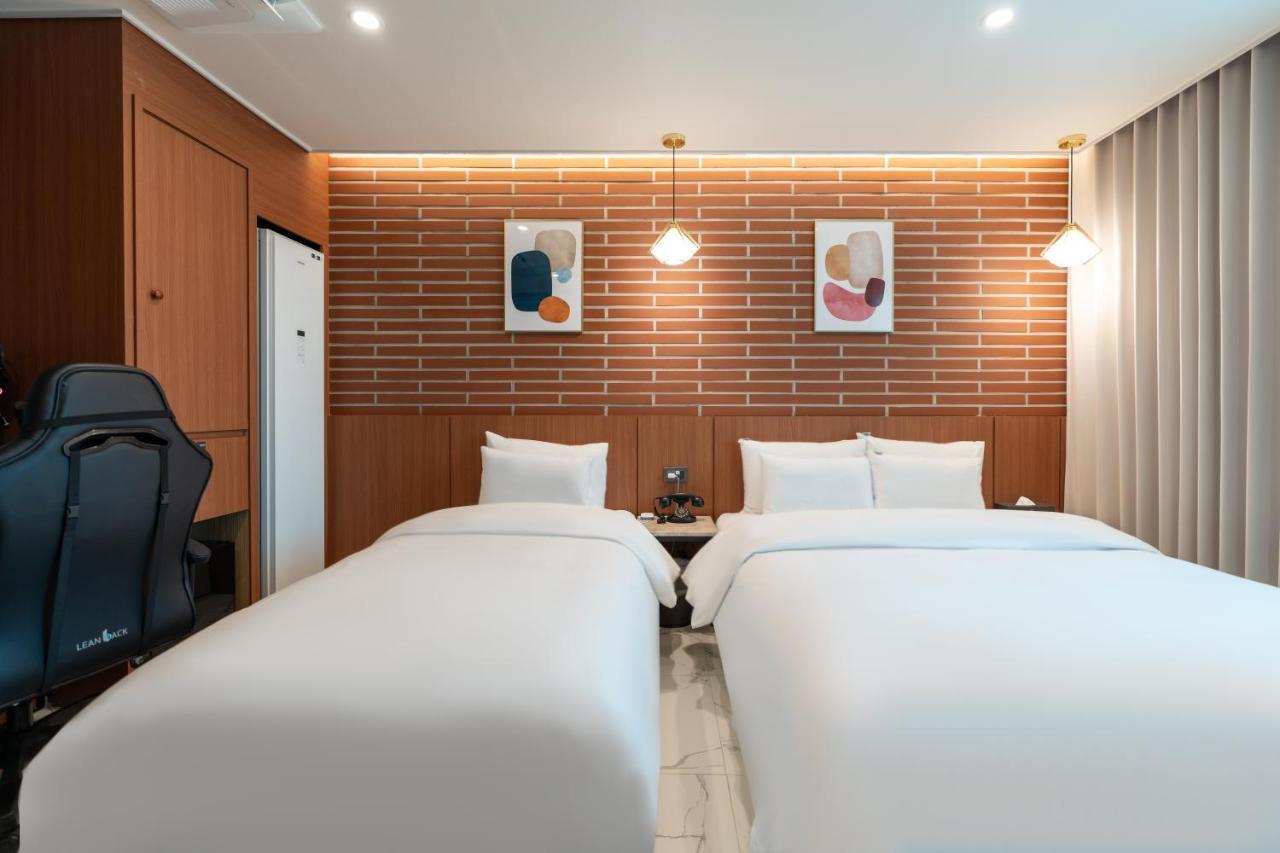 Jecheon Hound Hotel Chechon Exterior photo